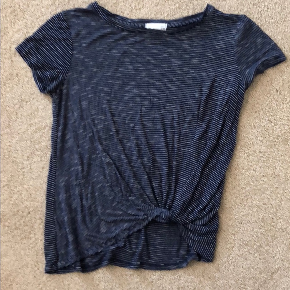 Full Tilt knotted tee